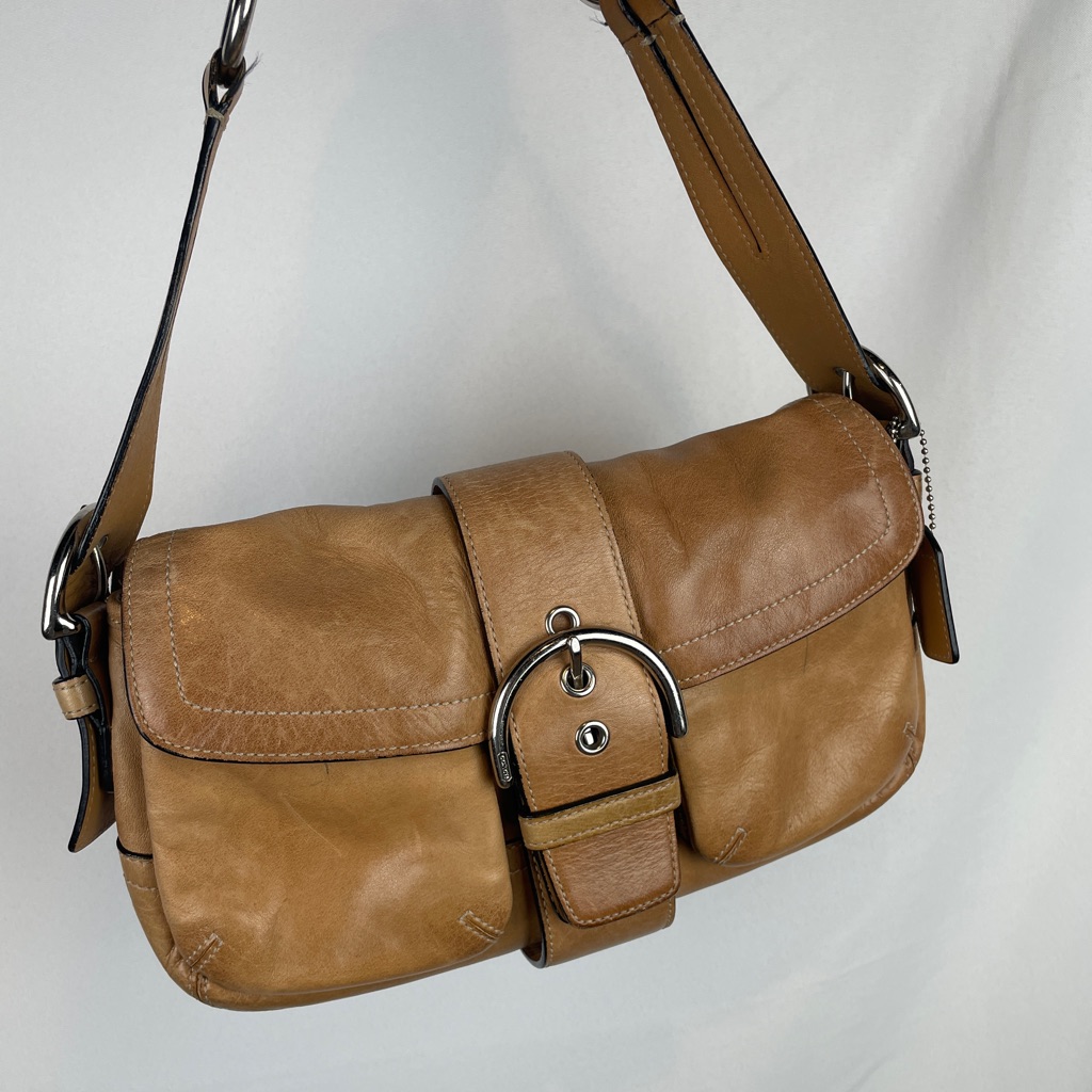 Coach Vintage Soho 3653 Y2k Shoulder Buckle Purse Tan Cognac Leather